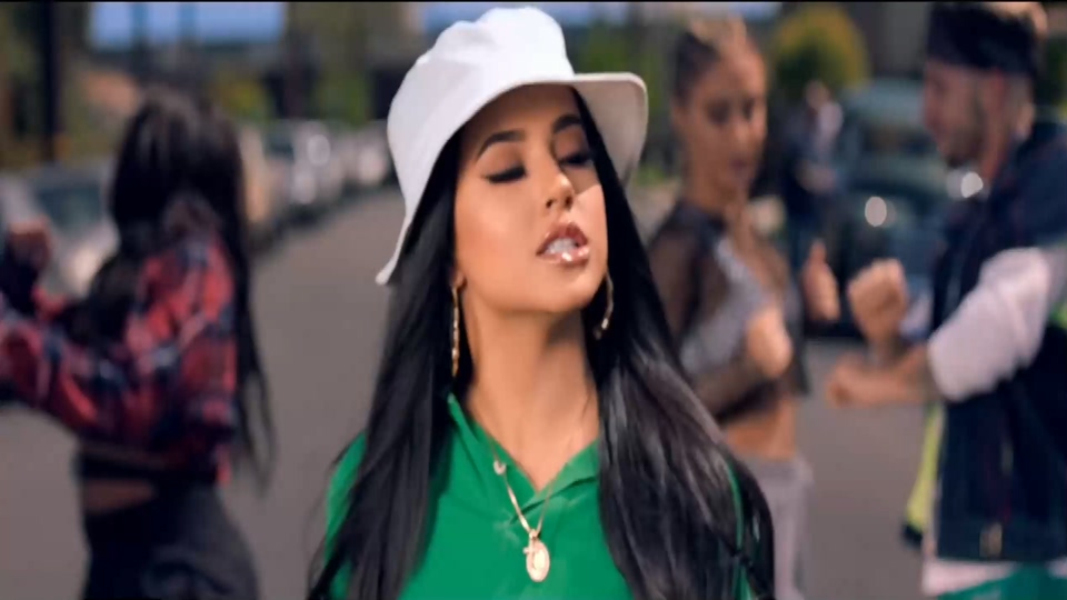 becky g - green light go-[89m.mp4-1080p]