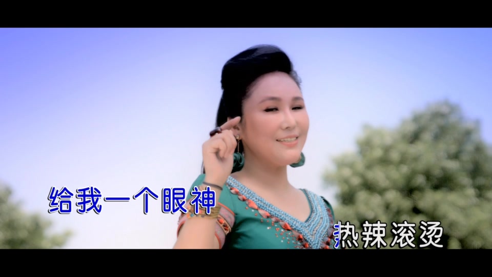乌兰托娅_套马杆(广场舞版).(KTV版本.可消音).858M.mpg.1080P