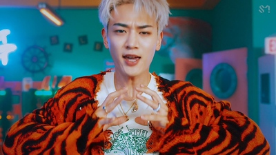 4KMV-SHINee - Atlantis-[388M.mp4-2160P]
