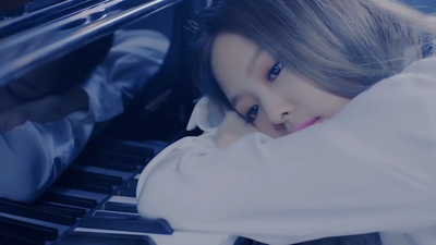 4KMV-BLACKPINK - PLAYING WITH FIRE-[330M.mp4-2160P]