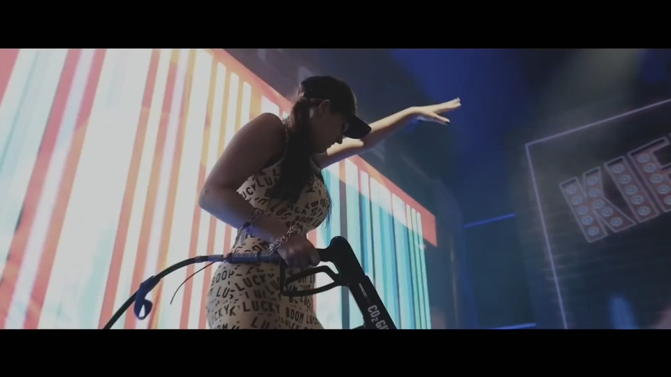 N105.Anstandslos & Durchgeknallt x MizzLed - Alles Kaputt-[94M.mp4-1080P] - 无损音乐美声网.mp4_20250101.jpg