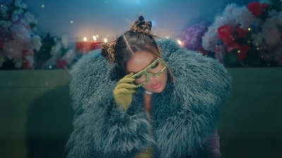 KAROL G - BICHOTA (Official Video)-[62M.mp4-1080P]