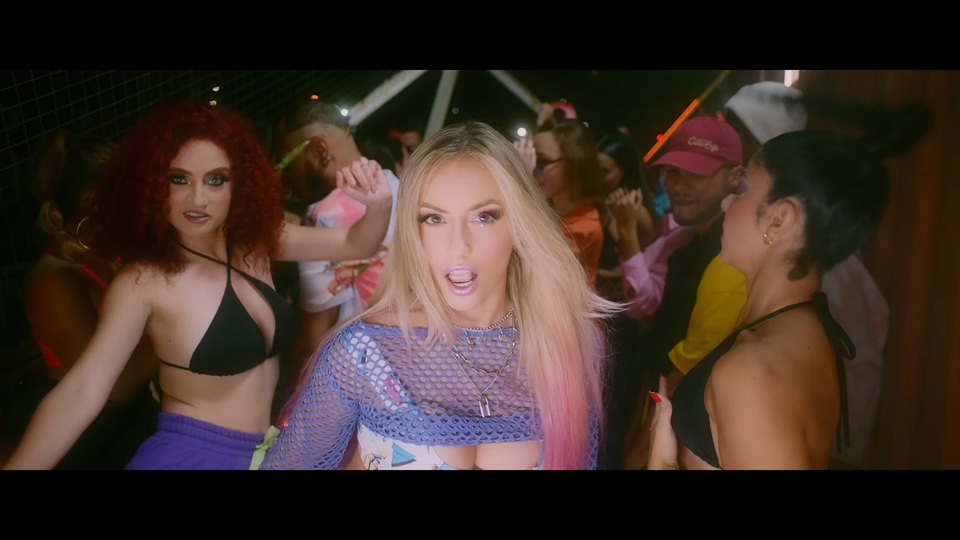 N016.4KMV-KATIE ANGEL - WAOO (OFFICIAL VIDEO)-[266M.mkv-2160P] - 无损音乐美声网.mkv_20240614_050832.872.jpg