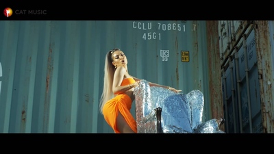 4KMV-Isasi B! X MABEL YEAH - Reinas-[377M.mp4-2160P]