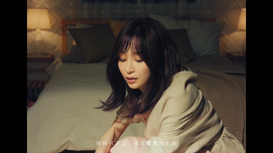 王心凌 _ 在青春迷失的咖啡馆.112M.mp4.1080P