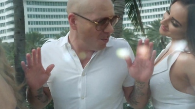 Sexy Beaches-Pitbull、Chloe Angelides-[119M.mp4-1080P]