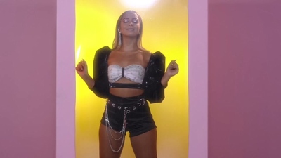 Diana K - Soltera (Video Oficial)-[85M.mp4-1080P]