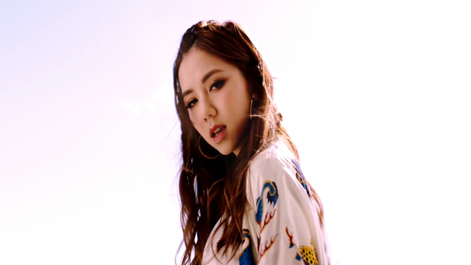 邓紫棋_多美丽.213M.mp4.1080P