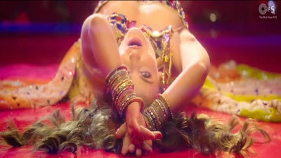 Fraud Saiyaan _ Elli AvrRam, Arshad _ Neha Kakkar, Tanishk, Ikka,Romy-[166M.mp4-1080P]